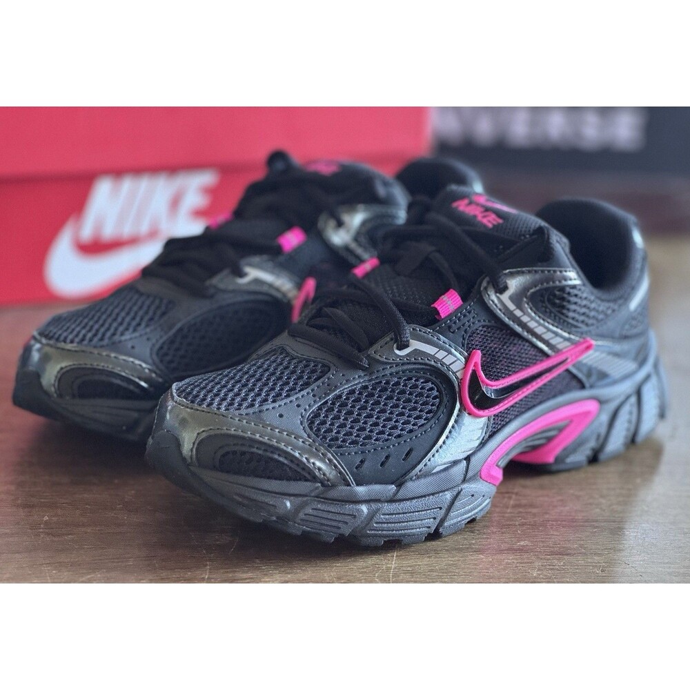 Women’s Size 8 Nike V5 RNR Black Pink Blast Dark Smoke Grey HQ7901-002 NIB